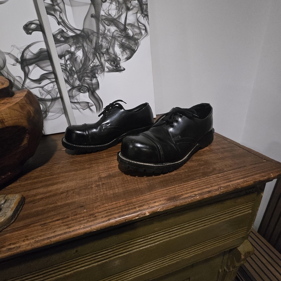 Underground Black Leather Women's Oxfords - Picture 4 of 8